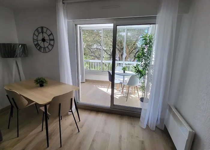Appartement De 50 M2 Cosy Et Moderne A 100 M De La Plage